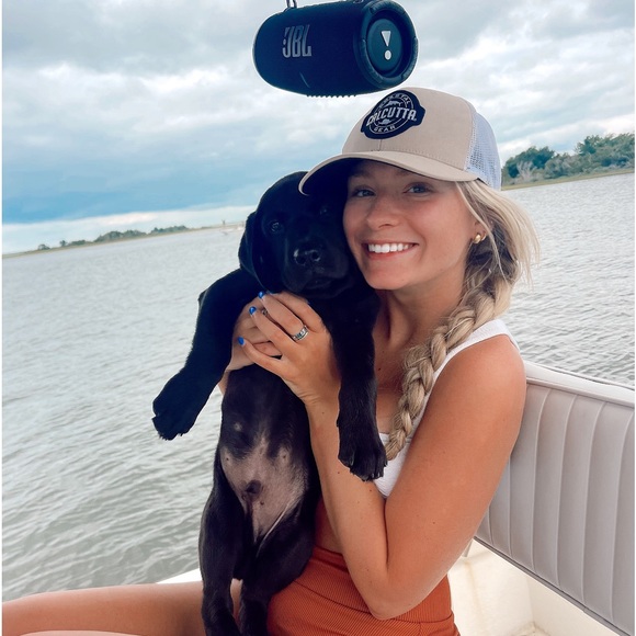 Meet your Posher, Rachel - Picture 1 of 1